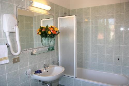 Triple Room,1215930904:JPEG